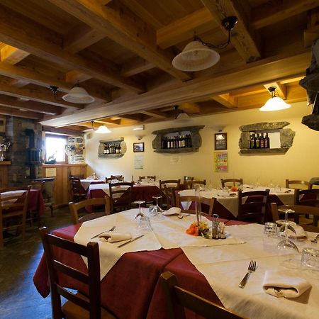 L' Aroula Rooms & Restaurant Champoluc Exterior foto