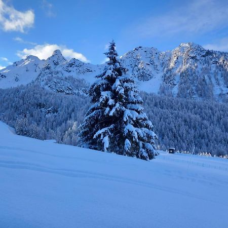 L' Aroula Rooms & Restaurant Champoluc Exterior foto